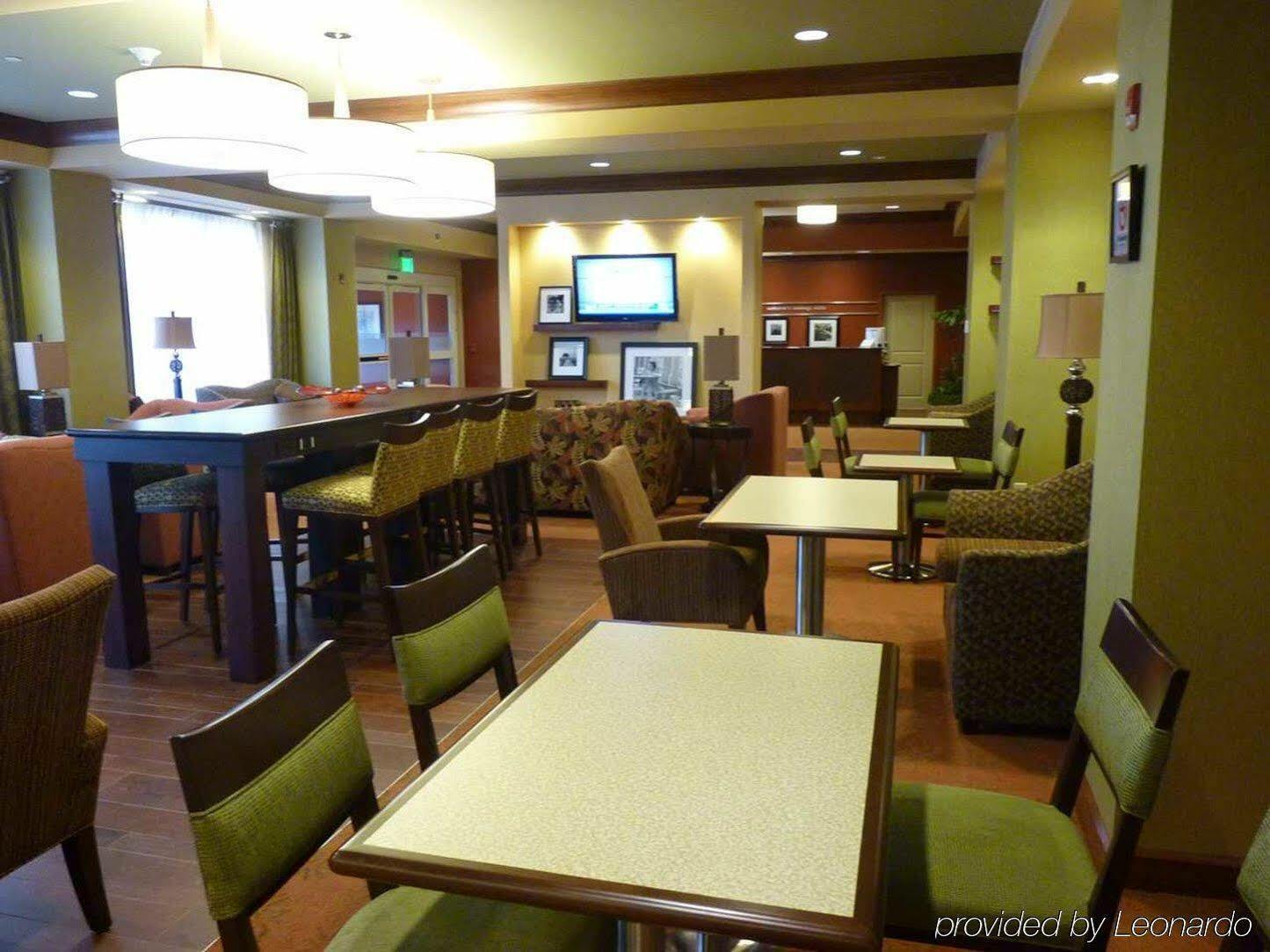 奥因斯米尔斯汉普顿旅馆酒店 外观 照片